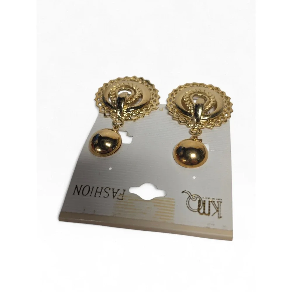 NEW KMQ Collection Gold Tone Drop/Dangle Earrings Cutouts 1 1/2' HEAVY Clip on - Picture 3 of 4